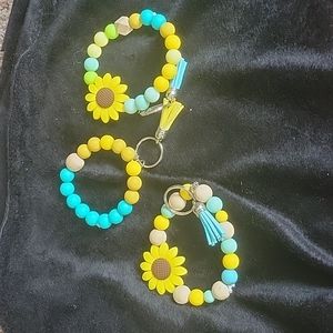 Keychain bracelet